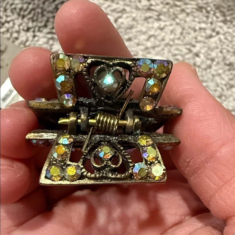 Vintage Elegant Bronze Hair Clip with Crystal Accents